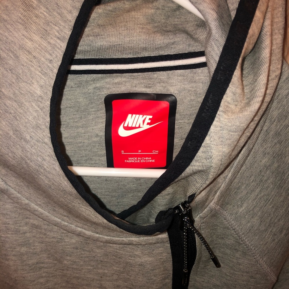 Nike tech cape hoodie